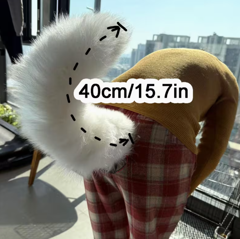 Anime Electric Tail Holder – Battery‑Powered Cosplay Accessory